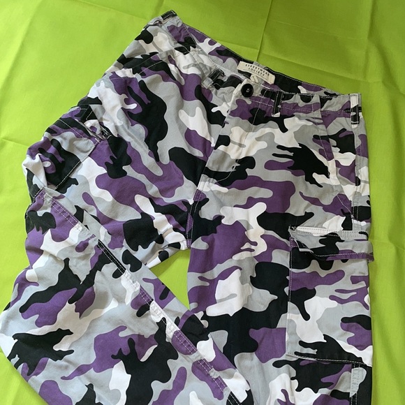 Purple Camouflage High Rise Cargo Pants - Picture 2 of 2